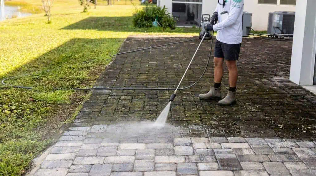 Terrassenreinigung Ergebnis – HZ-Objektreinigung NRW