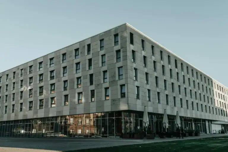 Glasreinigung Mönchengladbach — HZ-Objektreinigung